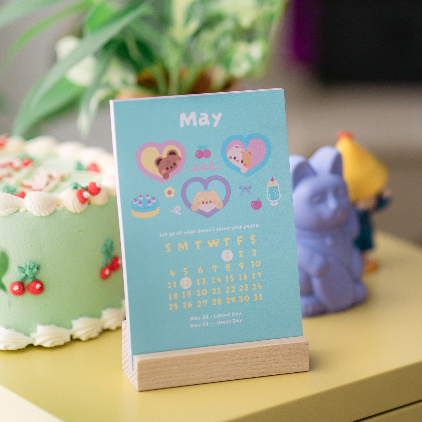 2025 mintymentaiko Desktop Calendar