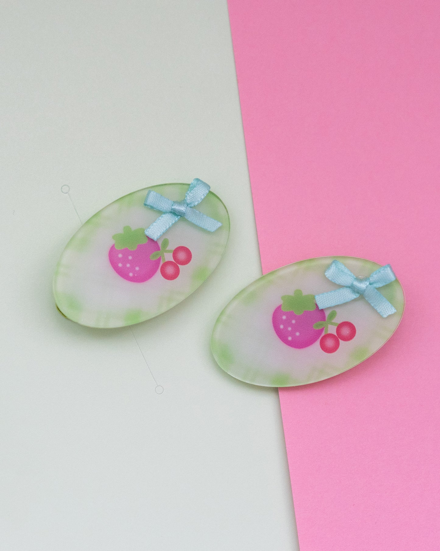 *new* Assorted Hair Clips with Bow